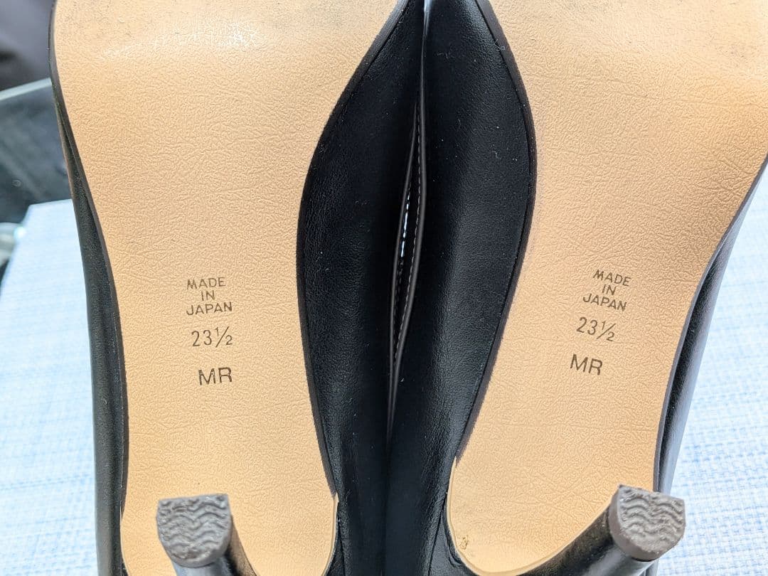 【2026今季新作】ダイアナ パンプス 23.5cm 黒 MR18245
