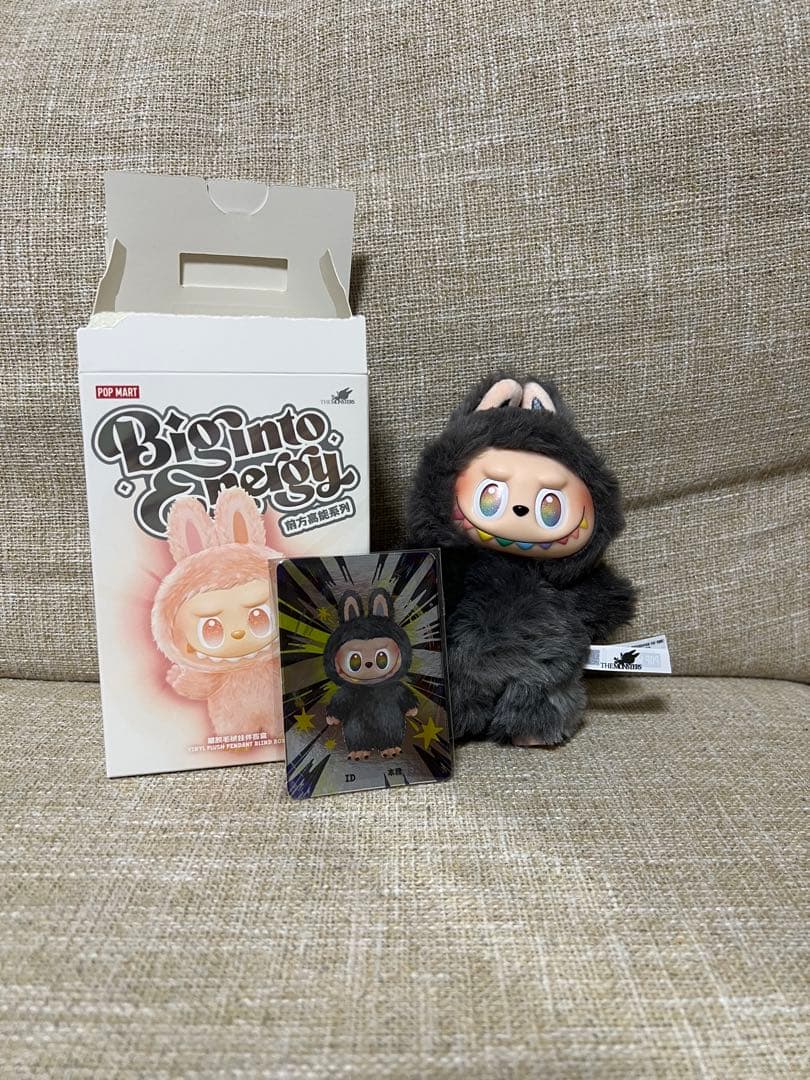 ラブブ　エナジー　シークレット　LABUBU