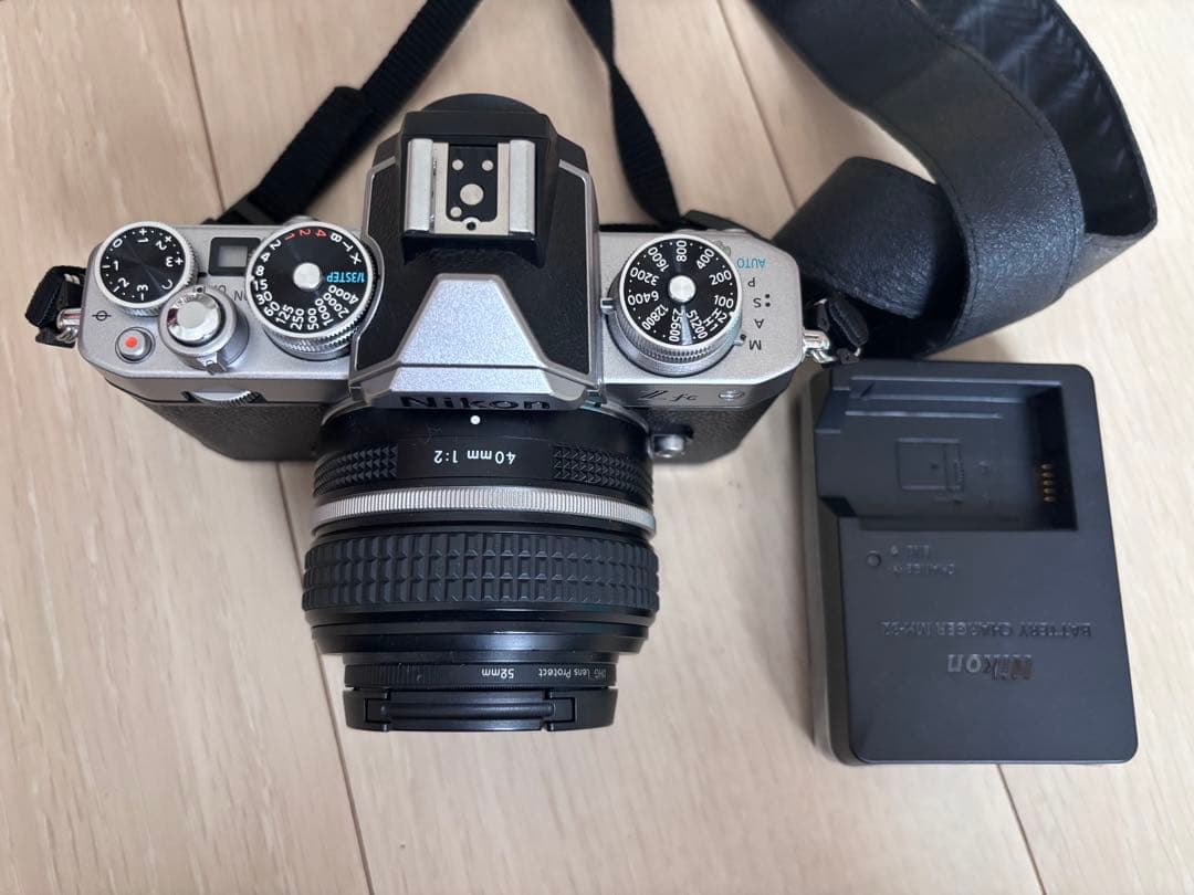 アノ様専用】 nikon zfc ミラーレス一眼 40mmレンズ付き