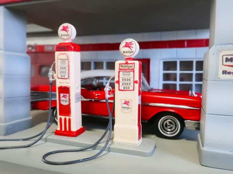 爆レア★1/43 モービル石油 ガソリンスタンド ジオラマ模型