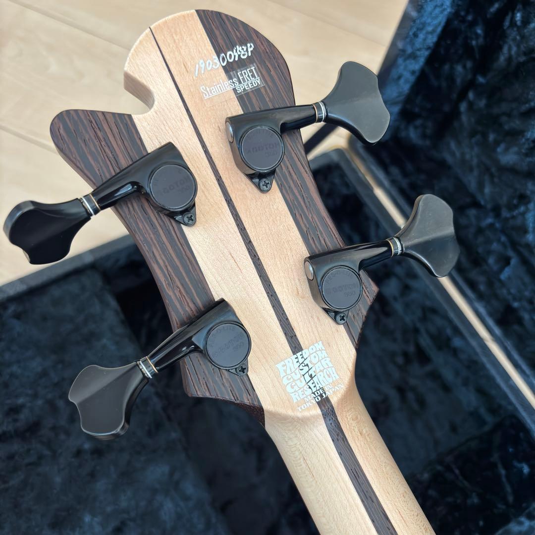 freedom ☆ ベース Dulake 4st Top The Ripper - メルカリ