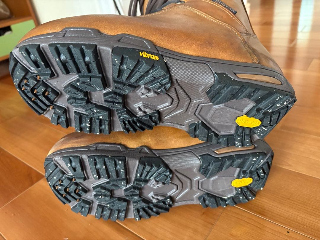 バートンブーツダナーコラボ　26.0cm