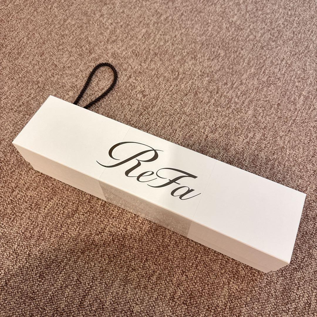 ReFa リファカールアイロンプロ ホワイト φ26 新品未使用、未開封 ReFa（リファ） MTG カールアイロン プロ 38mm ホワイト RE-AV-02A