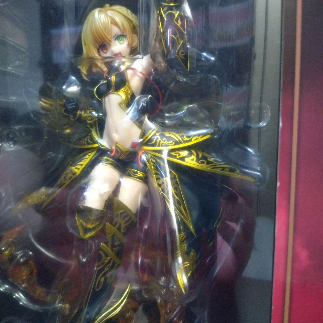 白猫　シャルロット　フィギュア