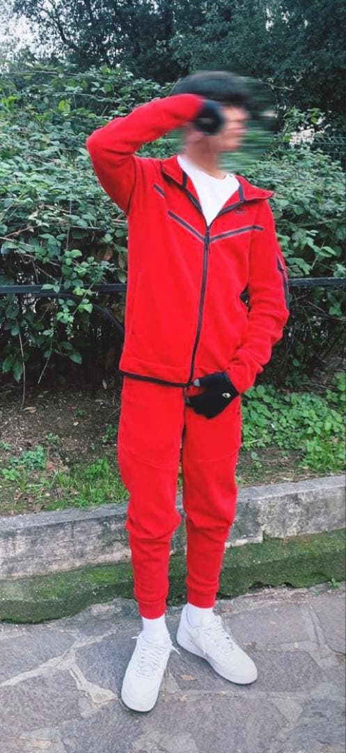 正規品】NIKE テックフリース 赤 セットアップ - メルカリ