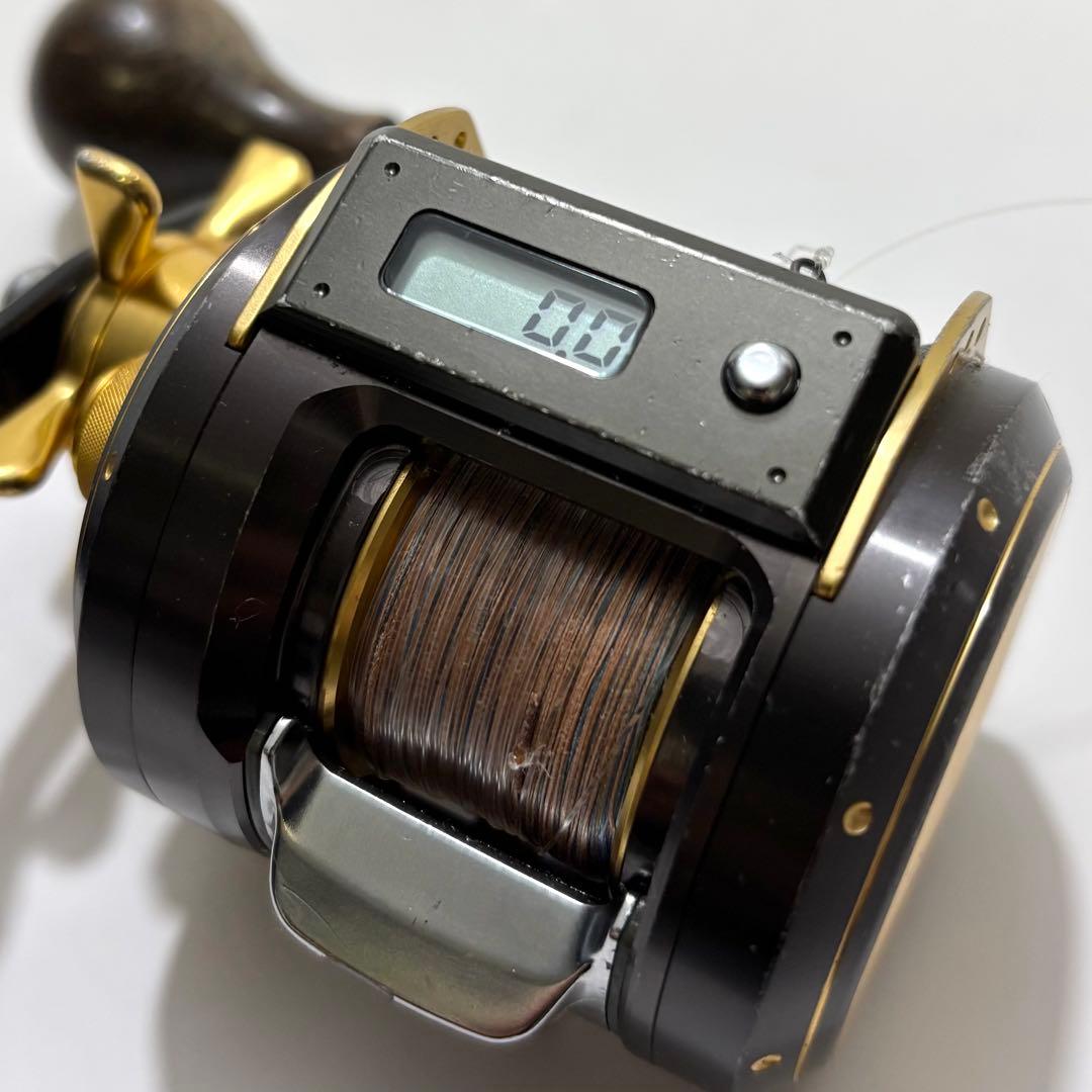 ダイワ ミリオネア ICV 100L - メルカリ