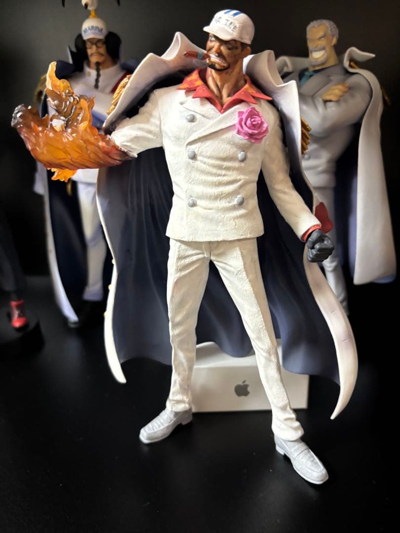 ワンピース　フィギュア　サカズキ　クザン　リペイント