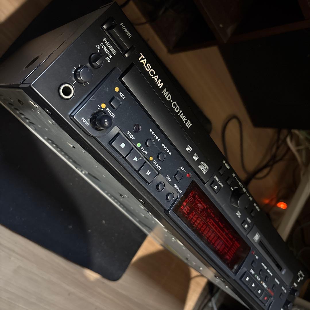 no.012 TASCAM MD-CD1MKIII CD・MDデッキ MD-CD1MKIII | CDプレーヤー/MDレコーダー | TASCAM (日本)