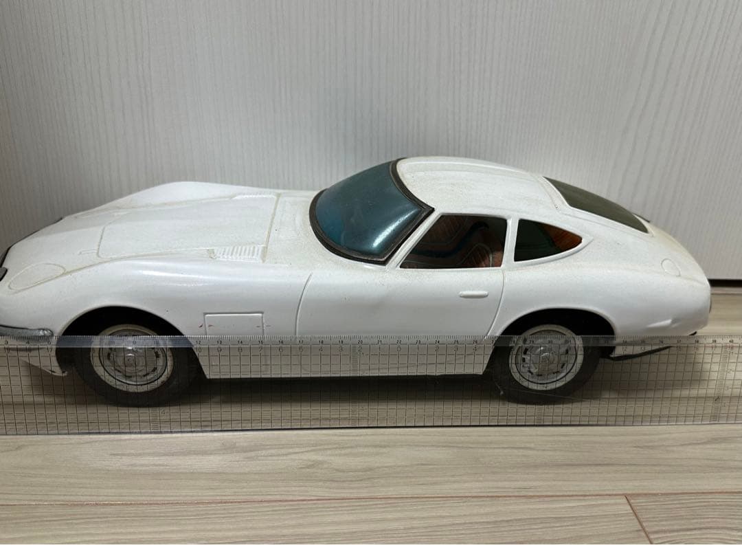 激レア！　アンティーク　ブリキ製トヨタ2000GT 白