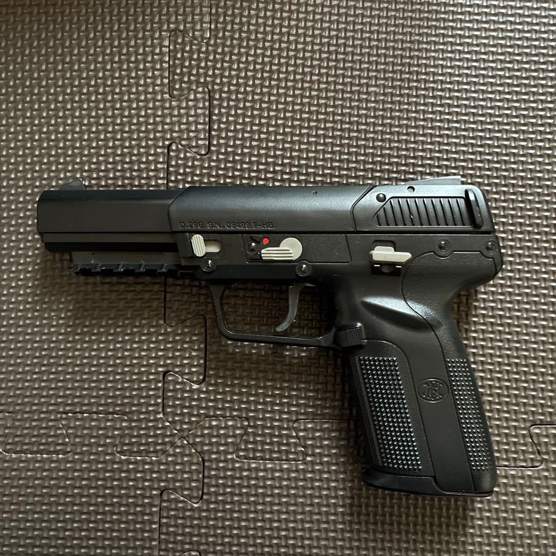 東京マルイ ファイブセブン ガスブローバックガン ジャンク品 - メルカリ