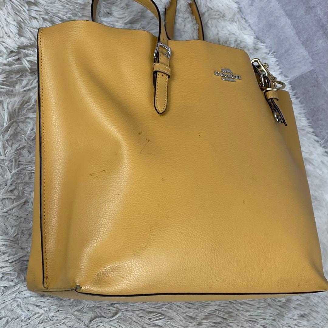 A4可 美品 コーチ レザー トートバッグ モリー タッセル ロゴ金具