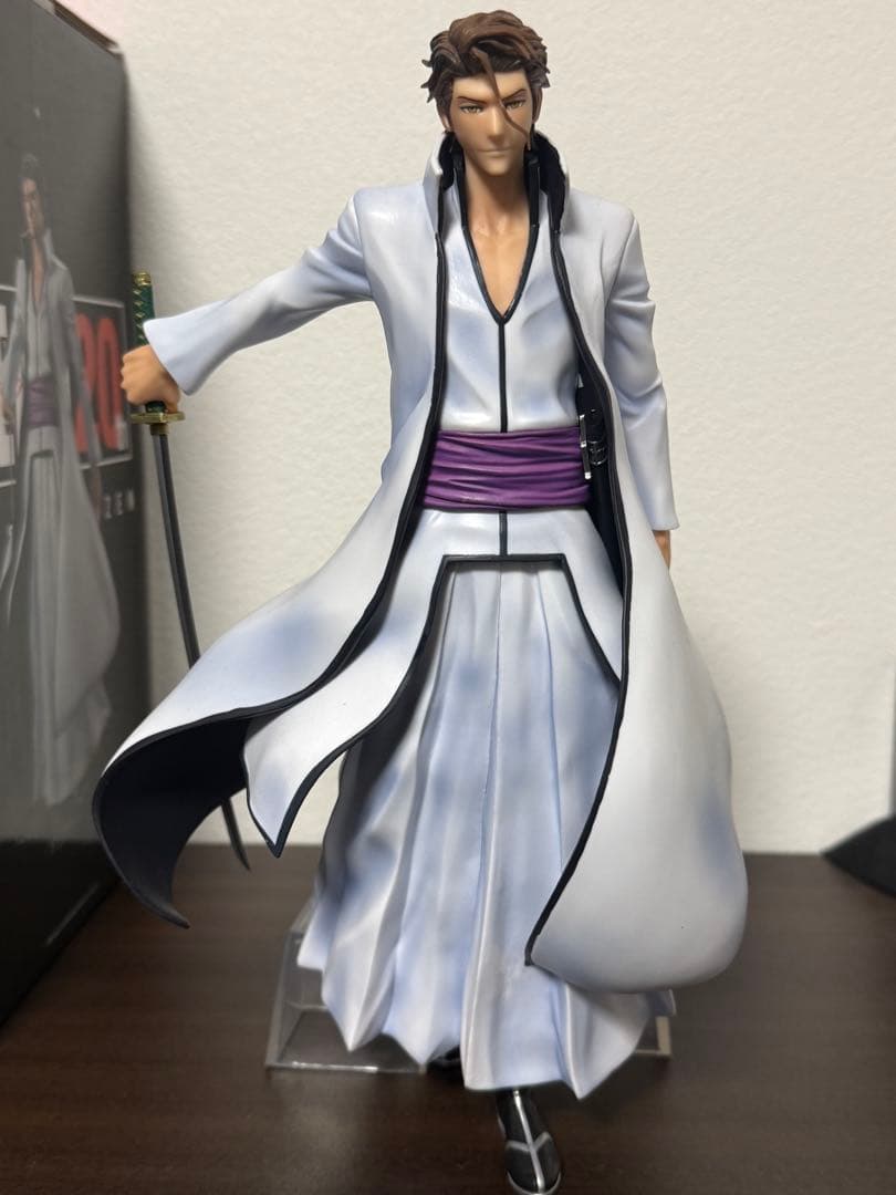 BLEACH 一番くじ 藍染惣右介 B賞 フィギュア 箱へこみあり - メルカリ