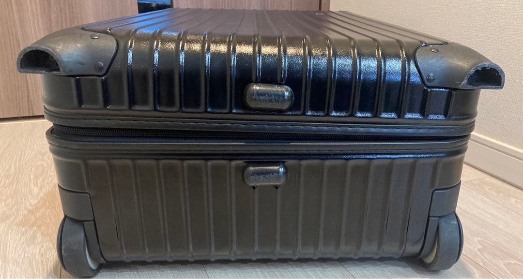 RIMOWAリモワ サルサ 63L ブラック 黒 2輪 スーツケース - メルカリ