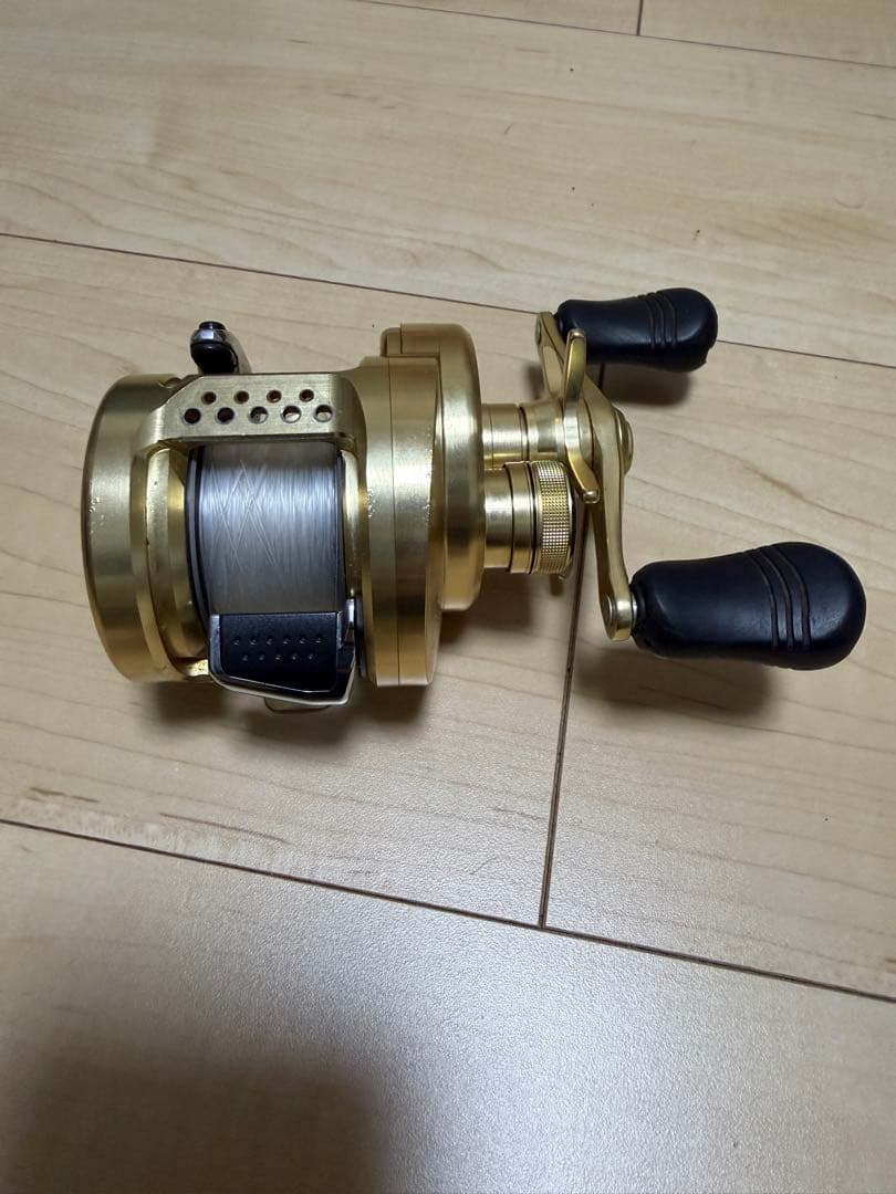 SHIMANO CALCUTTA CONQUEST 200HG ベイトリール シマノベイトリールで1番の巻き心地！21カルカッタコンクエスト200HGを