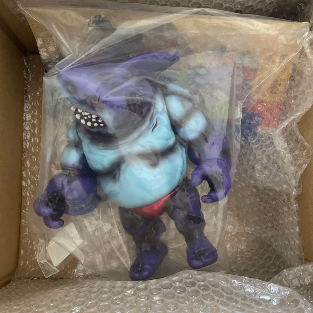 Momoco Studio シャークパパ2.0 ソフビ 8月1日(金)18時より抽選開始】【Momoco Studio】脳地獄鮫/シャークパパ