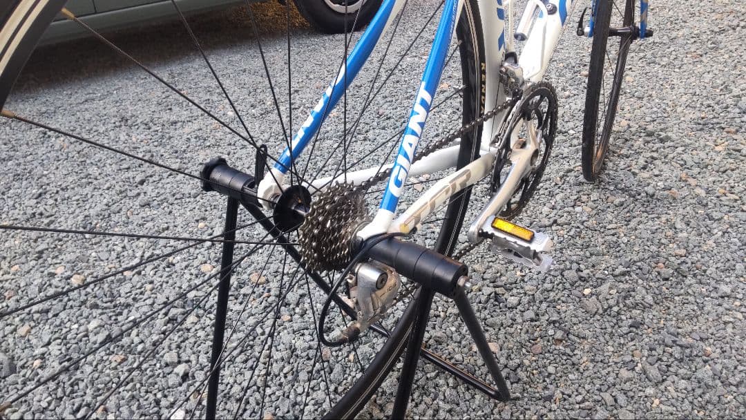 引取限定 近隣配送可】Giant ロードバイク ホワイト・ブルー TCR