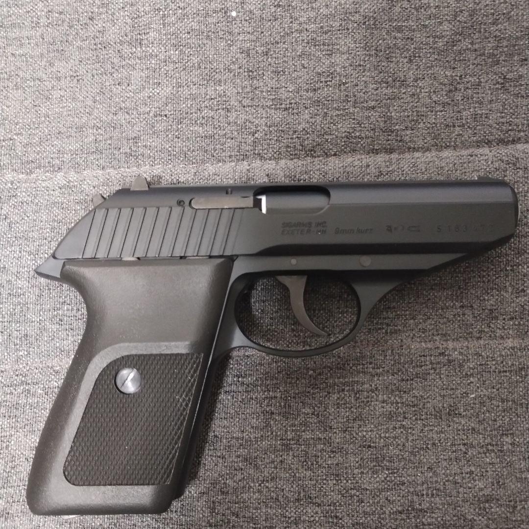 SIG SAUER P230 ガスガン マガジン2個付き ABSモデル