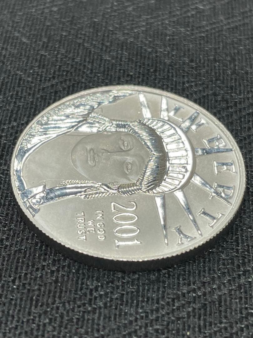 2001年 アメリカ 純プラチナ 自由の女神像 リバティ イーグル コイン