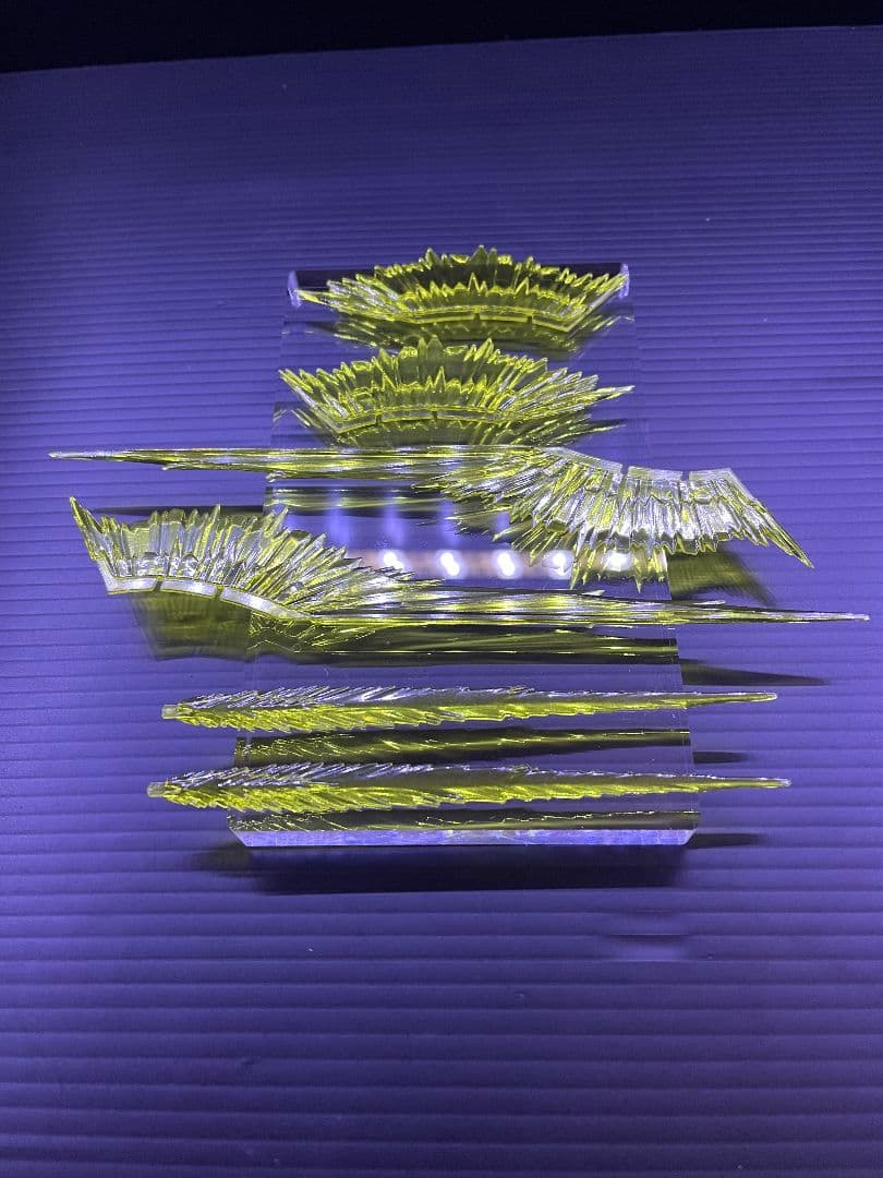 ま*お様 ガンプラRGシナンジュクリアカラーメカニカルコアメッキ調LED発光全塗