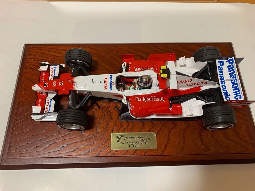 1/18 F1 パナソニックトヨタレーシング ヤルノ トゥルーリ - メルカリ