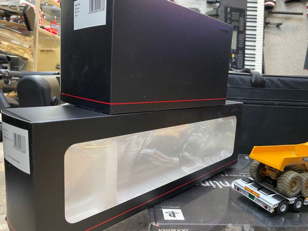 京商 1/43 UDクオン 低床トレーラー ボルボアキュレートダンプセット