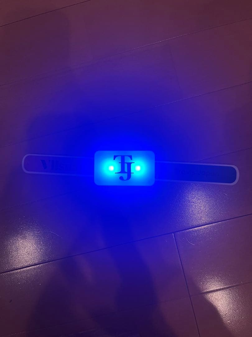 最終値下げTravisJapan VIIsual ライトブレスレット - メルカリ