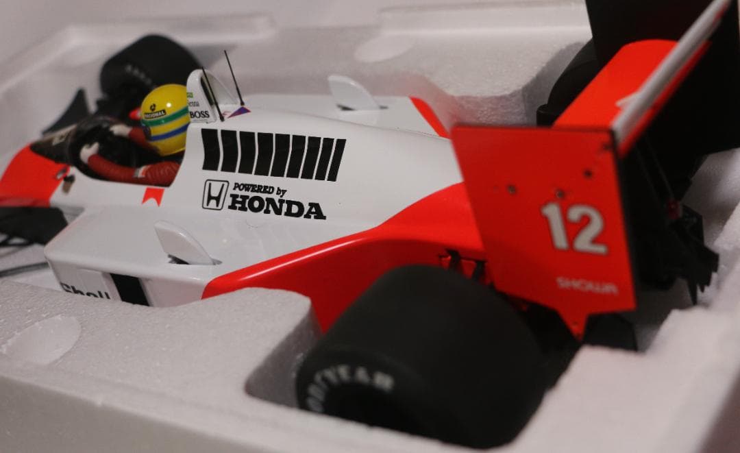 超貴重ビックスケール１／12　マクラーレン・ホンダMP4／4　ターボ　セナコレ