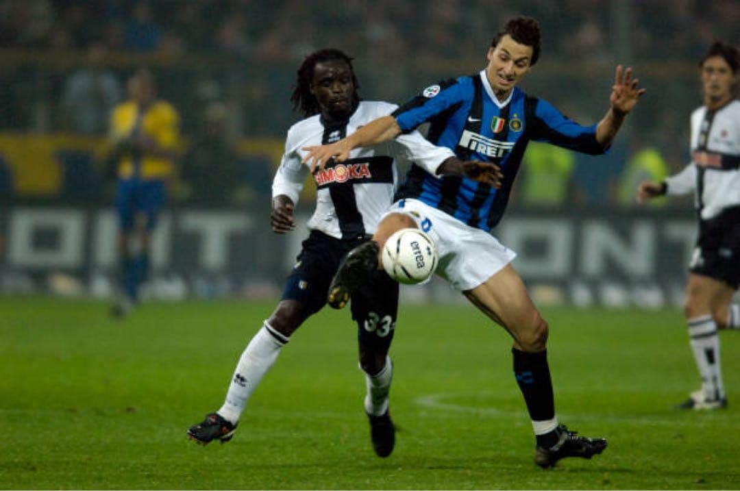 イブラヒモビッチ ユニフォーム インテル セリエA 06/07（H） - メルカリ