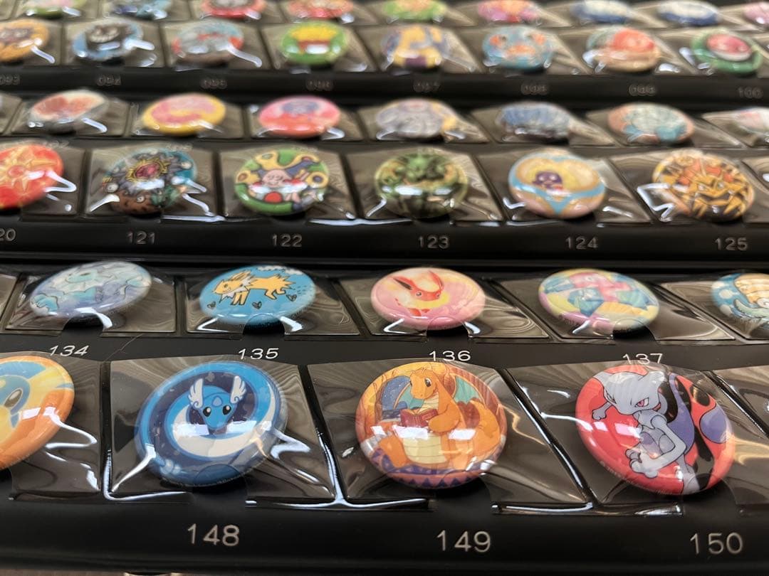 ポケモンバッジ151 ポケセン限定15周年記念缶バッジセット：お値下げ