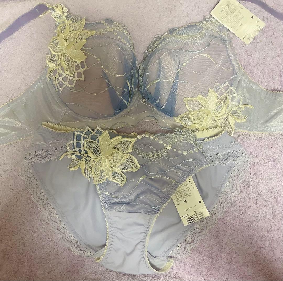 新品タグ付き サルート 65G エーゲ海 ブラ G65 ショーツ M PU - メルカリ