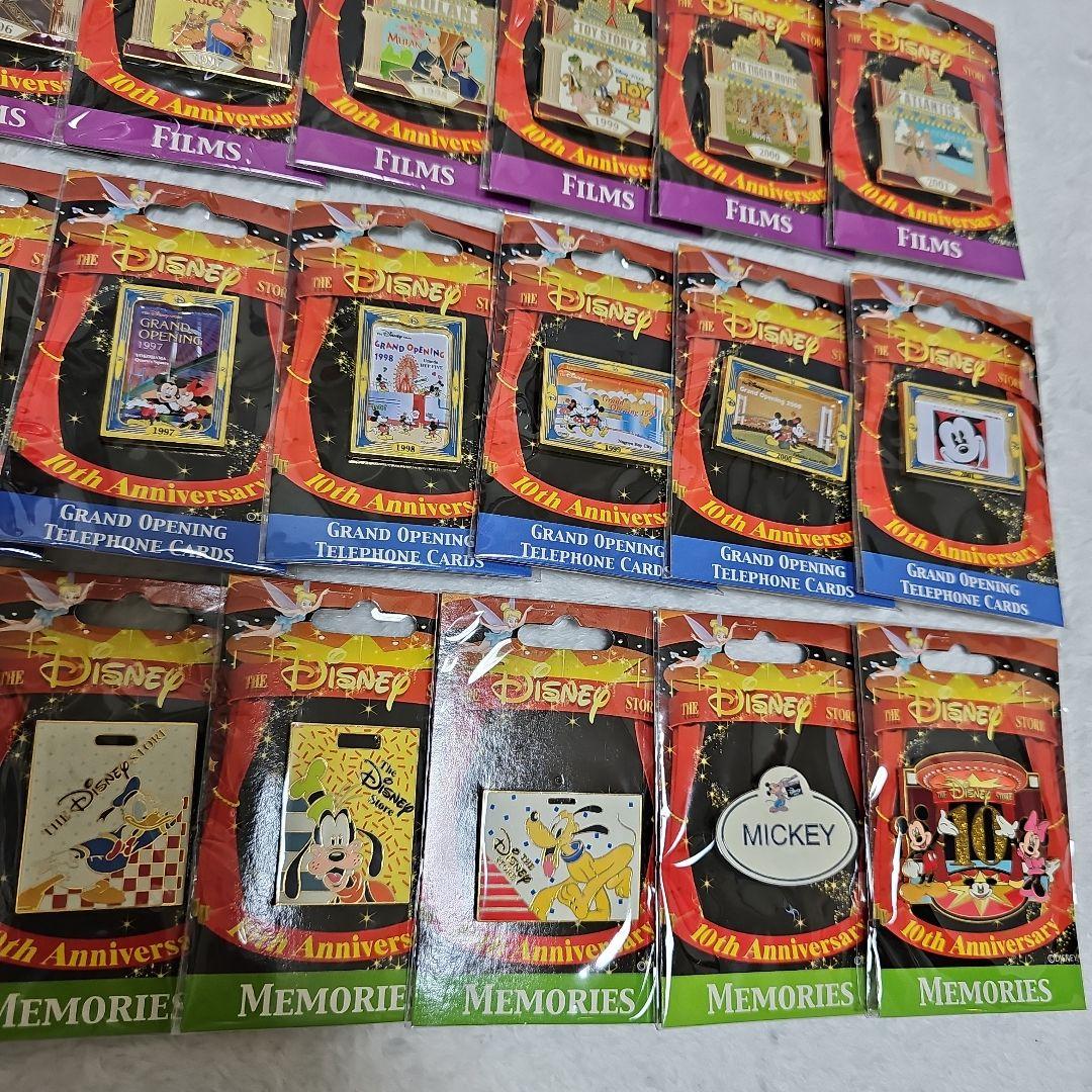 DisneyStore 10thアニバーサリー ピンバッジ LTD2500