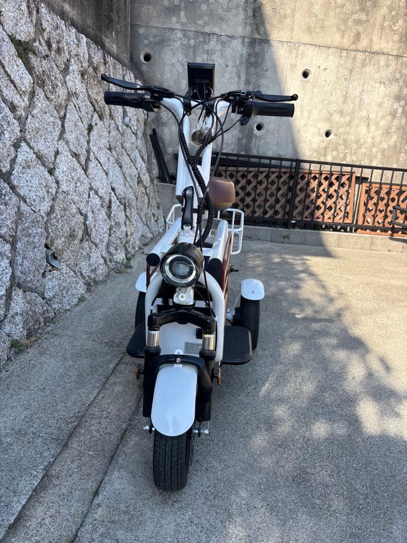 ナクラム ペット用電動カート三輪電動アシスト自転車 ホワイト - メルカリ