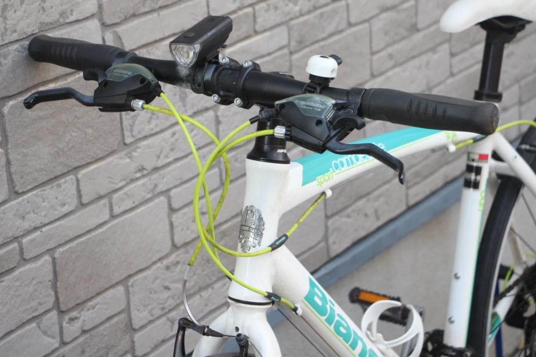 送料込み♪人気のビアンキ♪カメレオンテ♪SPORTS♪通勤通学など新生活に♪