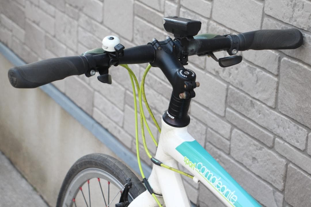 送料込み♪人気のビアンキ♪カメレオンテ♪SPORTS♪通勤通学など新生活に♪