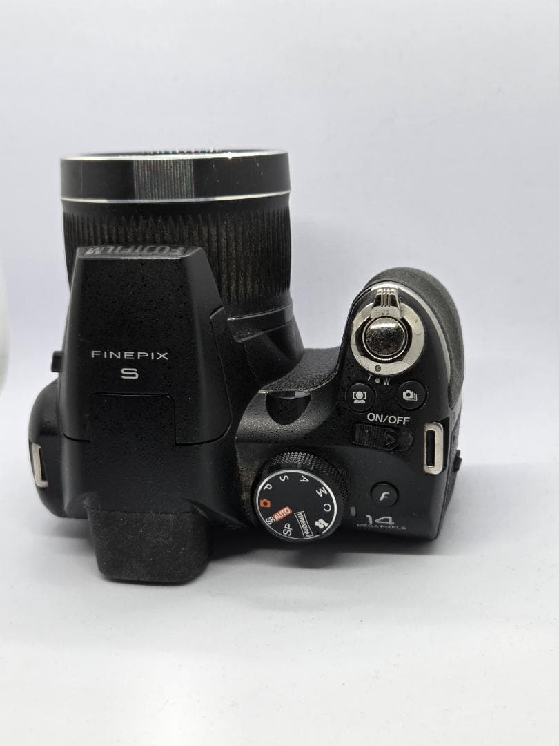 スマホ転送OK】FUJIFILM FinePix S4000 単3電池駆動 - メルカリ