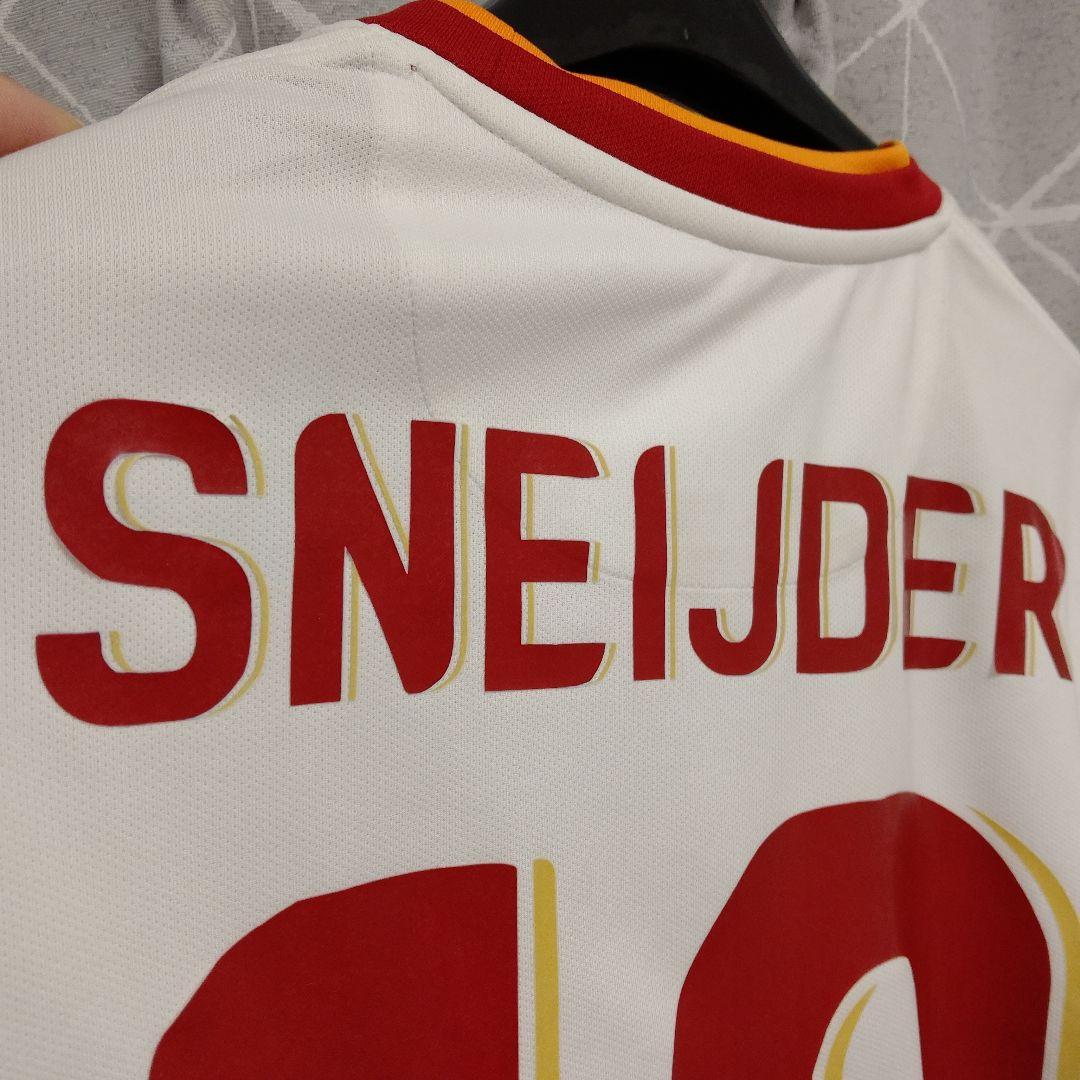 レア オランダ代表 スナイデル ガラタサライ - メルカリ