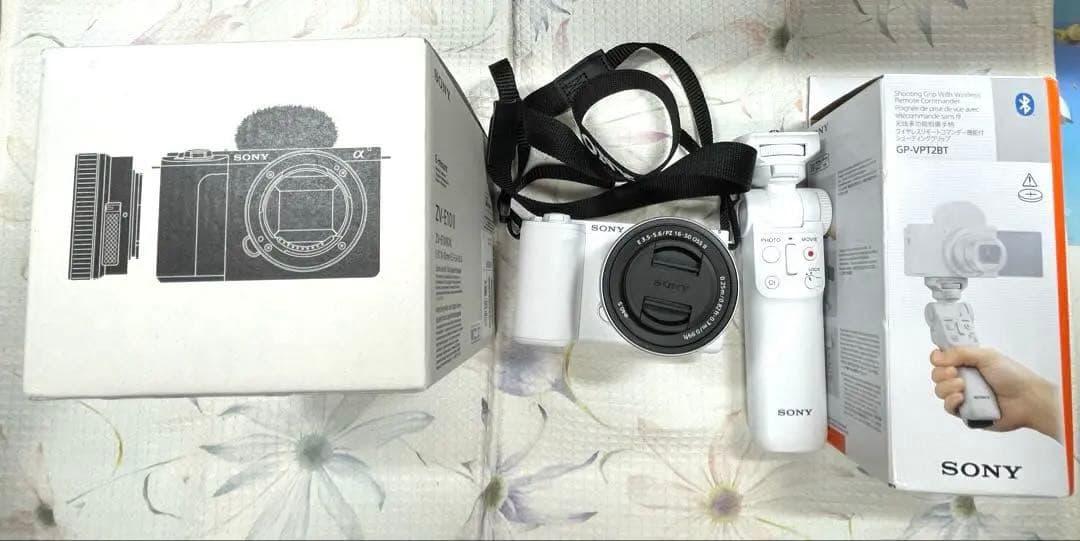 SONY ZV-E10 II ズームレンズキット ミラーレス 一眼　グリップ付き VLOGCAM ZV-E10 II パワーズームレンズキット ミラーレス一眼カメラ