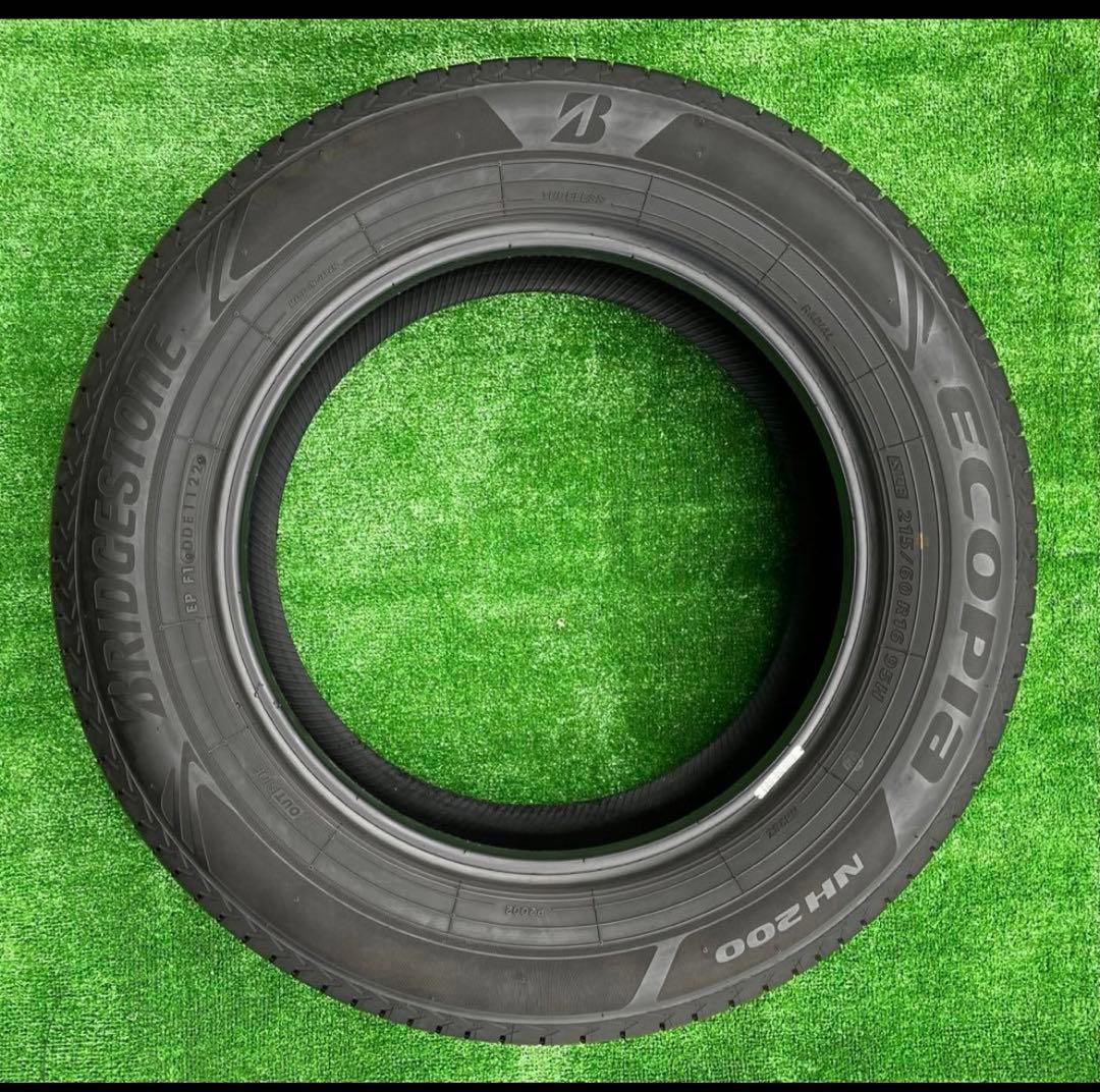 タイヤ・ホイール BRIDGESTONE ECOPIA NH200 215/60/R16 95H