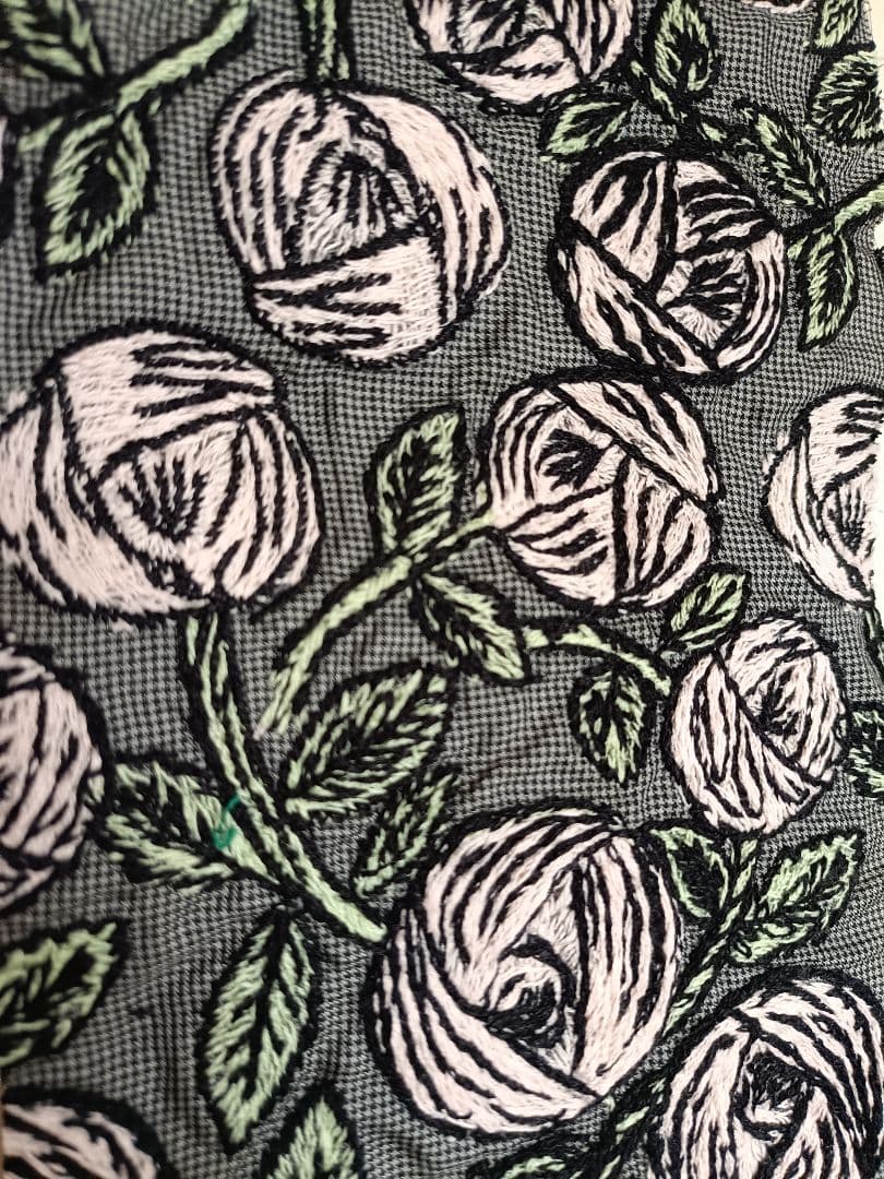 ミナペルホネン ブラック rosy ハギレ ロージー 薔薇 小サイズ - メルカリ