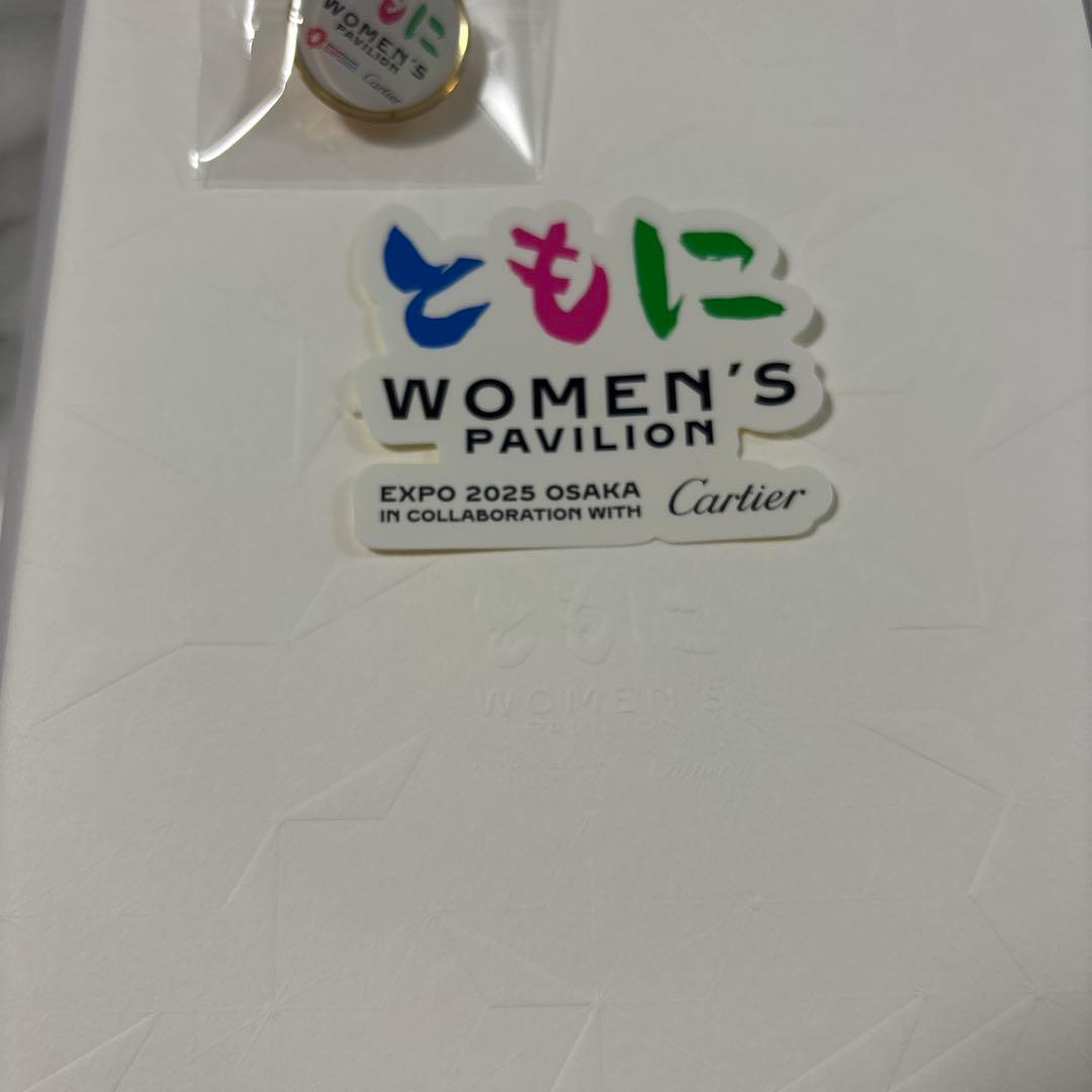 非売品　万博　ピンバッジ　WOMEN'S PAVILION
