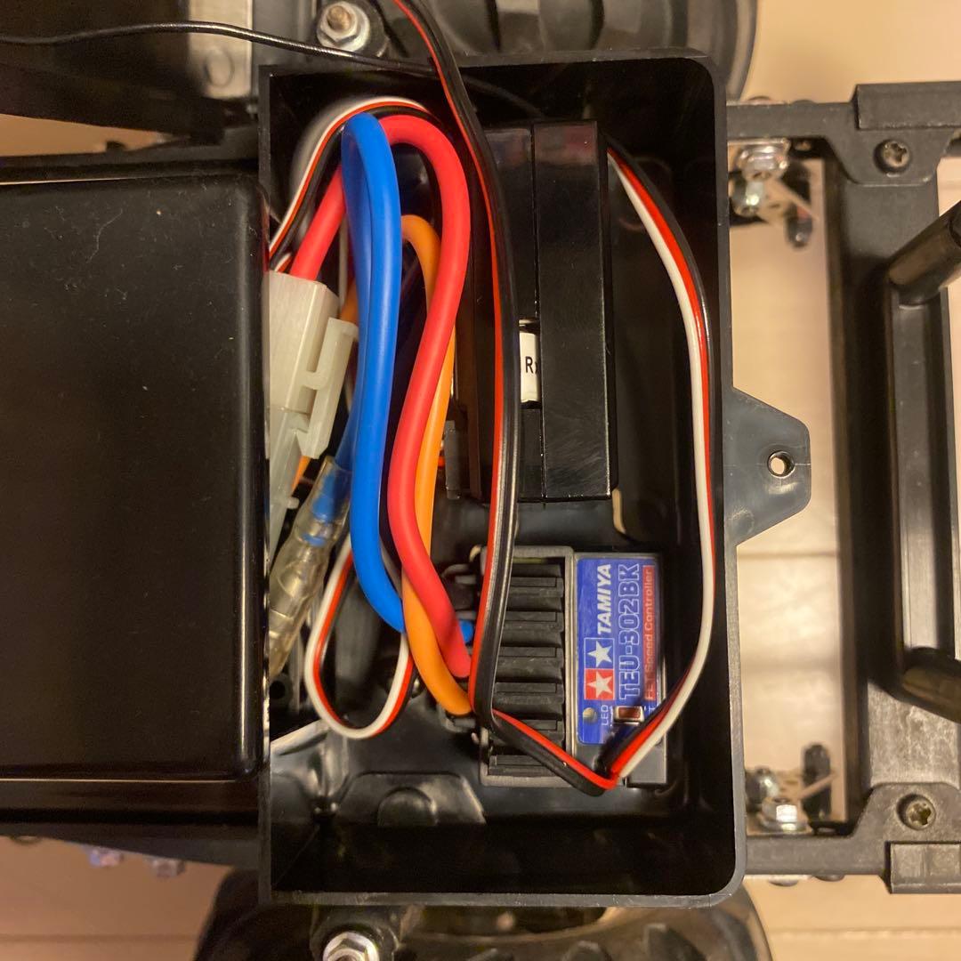 【中古】【美品】タミヤ 1/10 電動RCトヨタハイラックス 4WD ハイリフト