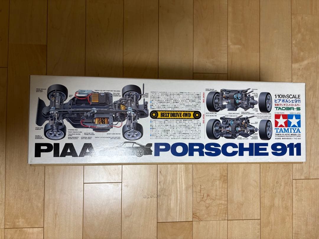 タミヤ1/10ラジコンキット　PIAAポルシェ911GT1
