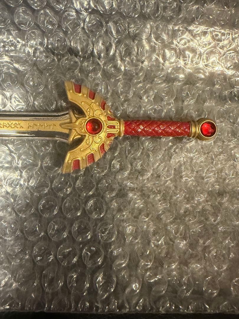 王者の剣紅　100本限定　マクドナルド　メタリックアイテムズギャラリー　懸賞