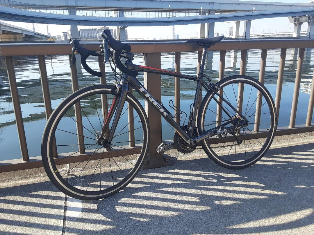 【TREK emonda ALR4 2017】ロードバイク 完成車 トレック TREK エモンダ EMONDA ALR4 2017 56サイズ シマノ ティアグラ