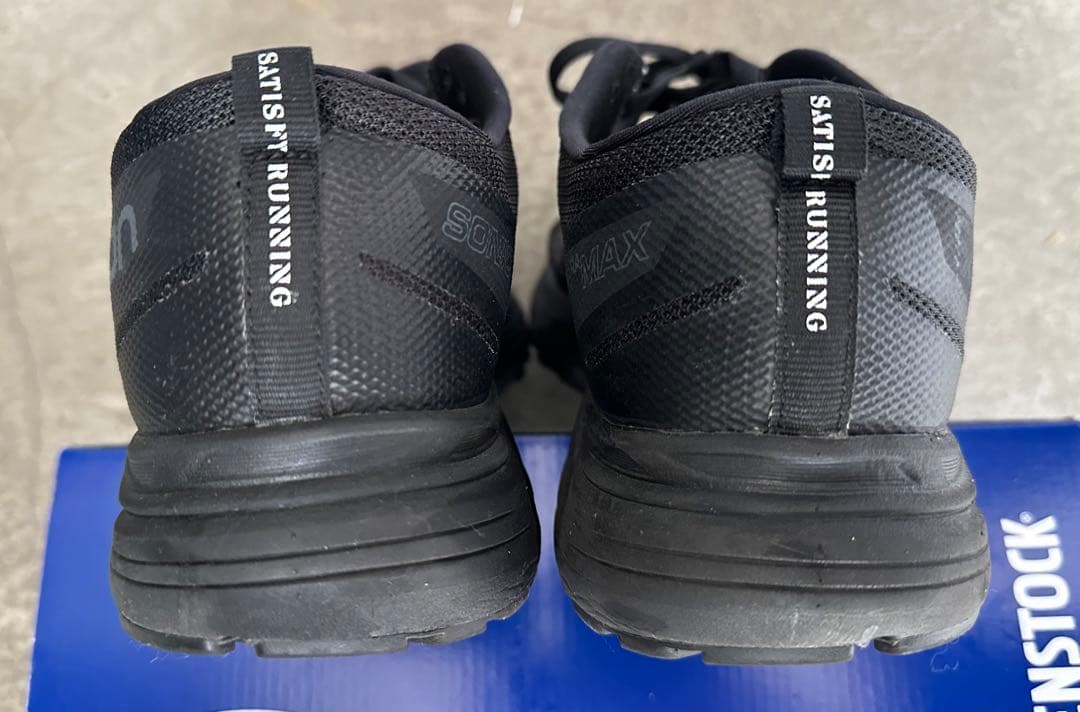 satisfy running salomon サティスファイ 27cmの通販｜www.k4fashion.com