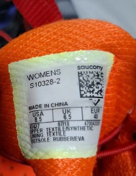 サッカニー Saucony RAZOR+　USA8.5　26.5cm