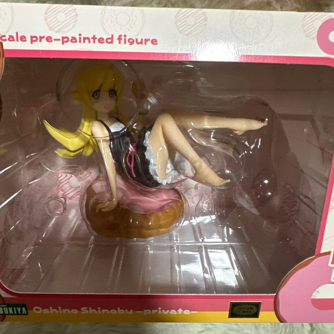 KOTOBUKIYA 忍野忍 1/8 私服フィギュア(靴欠品)