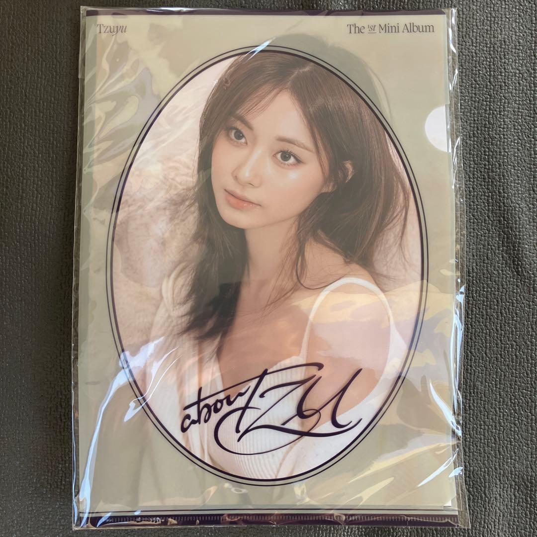 TWICE ツウィ abouTZU POPUP ポスター ボルダーセット - メルカリ