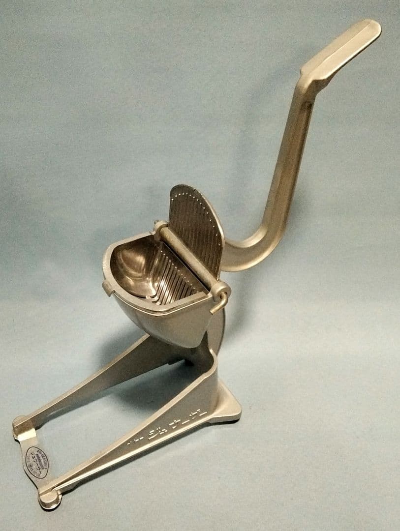 ☆昭和レトロ 伊藤製作所 ジュウーサー 手動式果汁搾り器 アルミ製