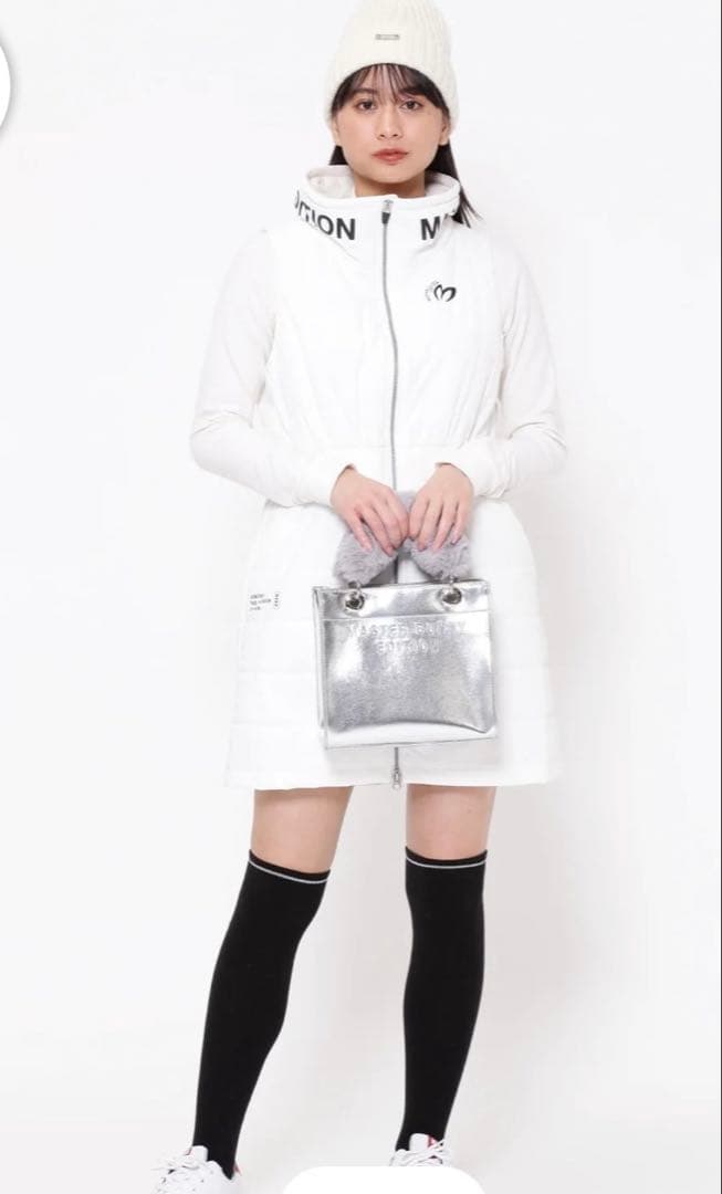 新品タグ付き マスターバニー フェイクファーハンドル カートバッグ 白